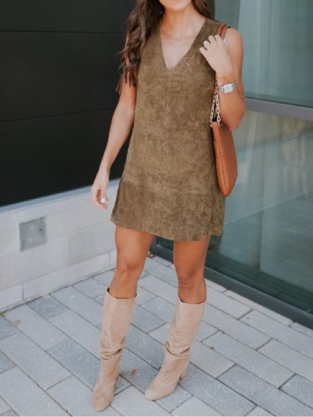 BLANKNYC Suede Sleeveless Lined Shift Mini Dress V-Neck Sz M 100% Leather Olive